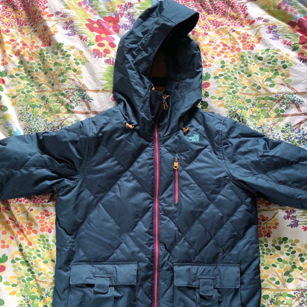 Women’s large northface snowboarding jacket